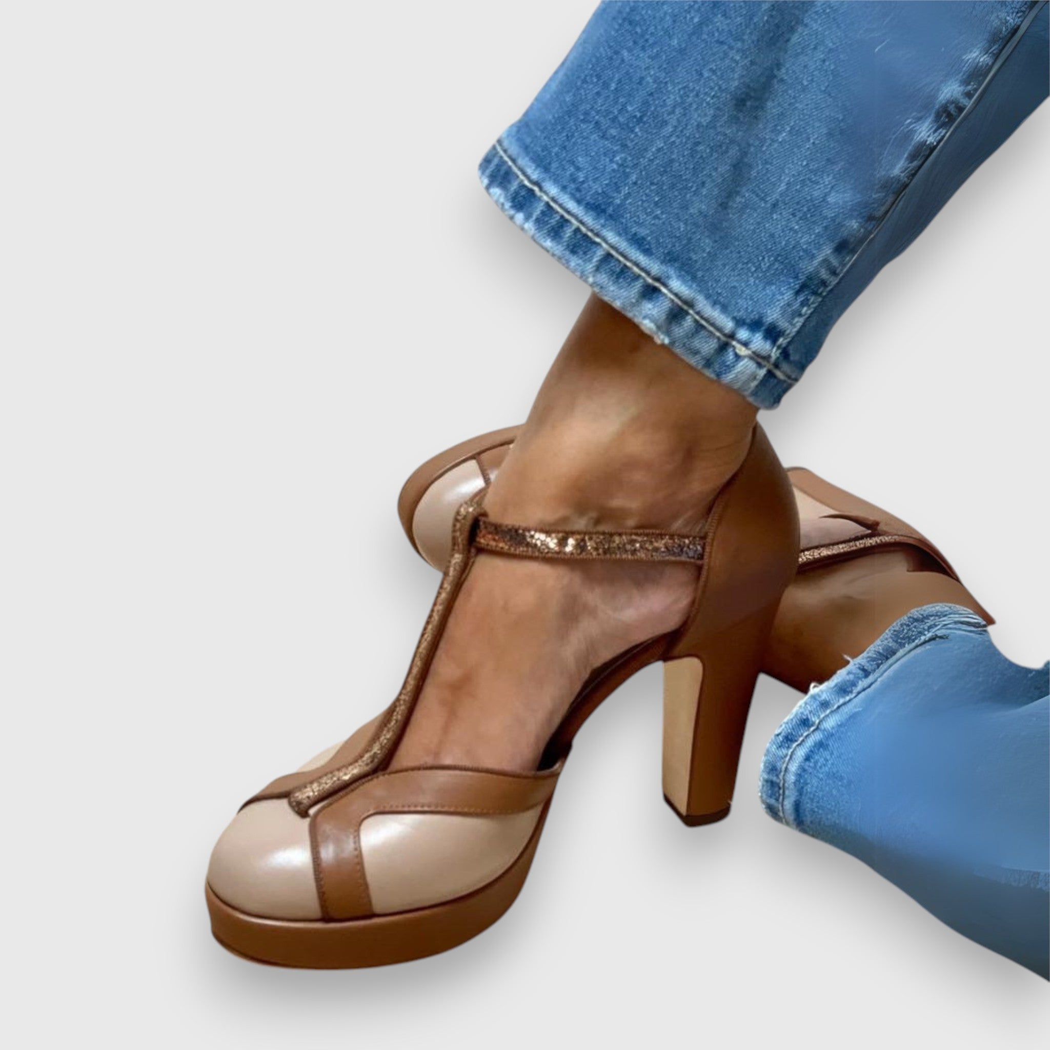 Angela – Chic and Comfortable Heeled Sandals