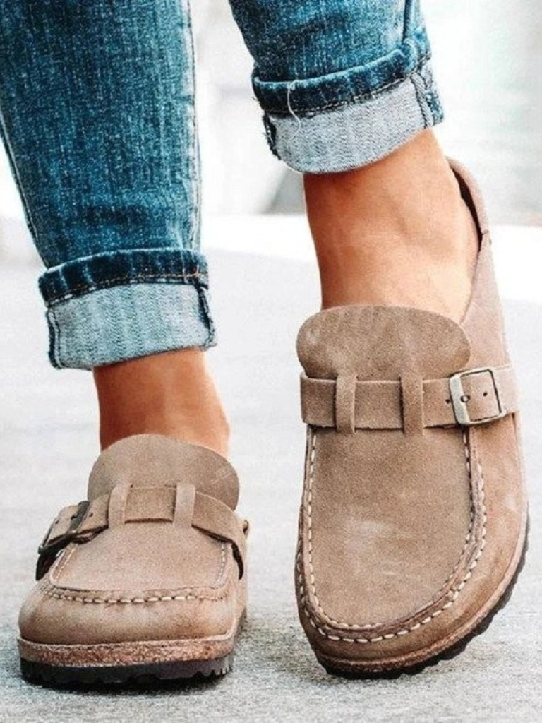THE AMY COMFORT CLOGS
