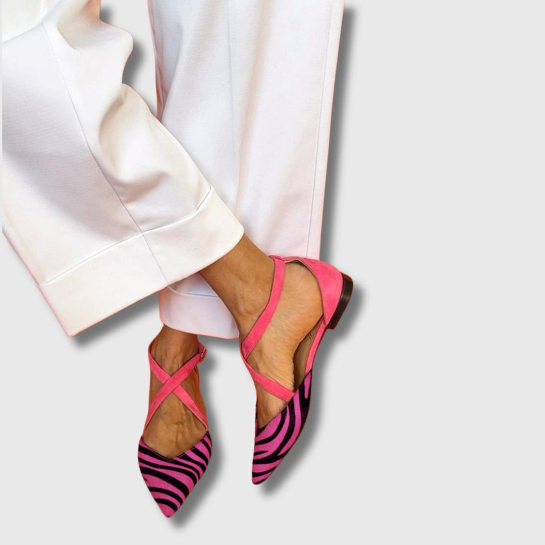 Deborah™ – Women’s Refined Zebra Flat Sandals