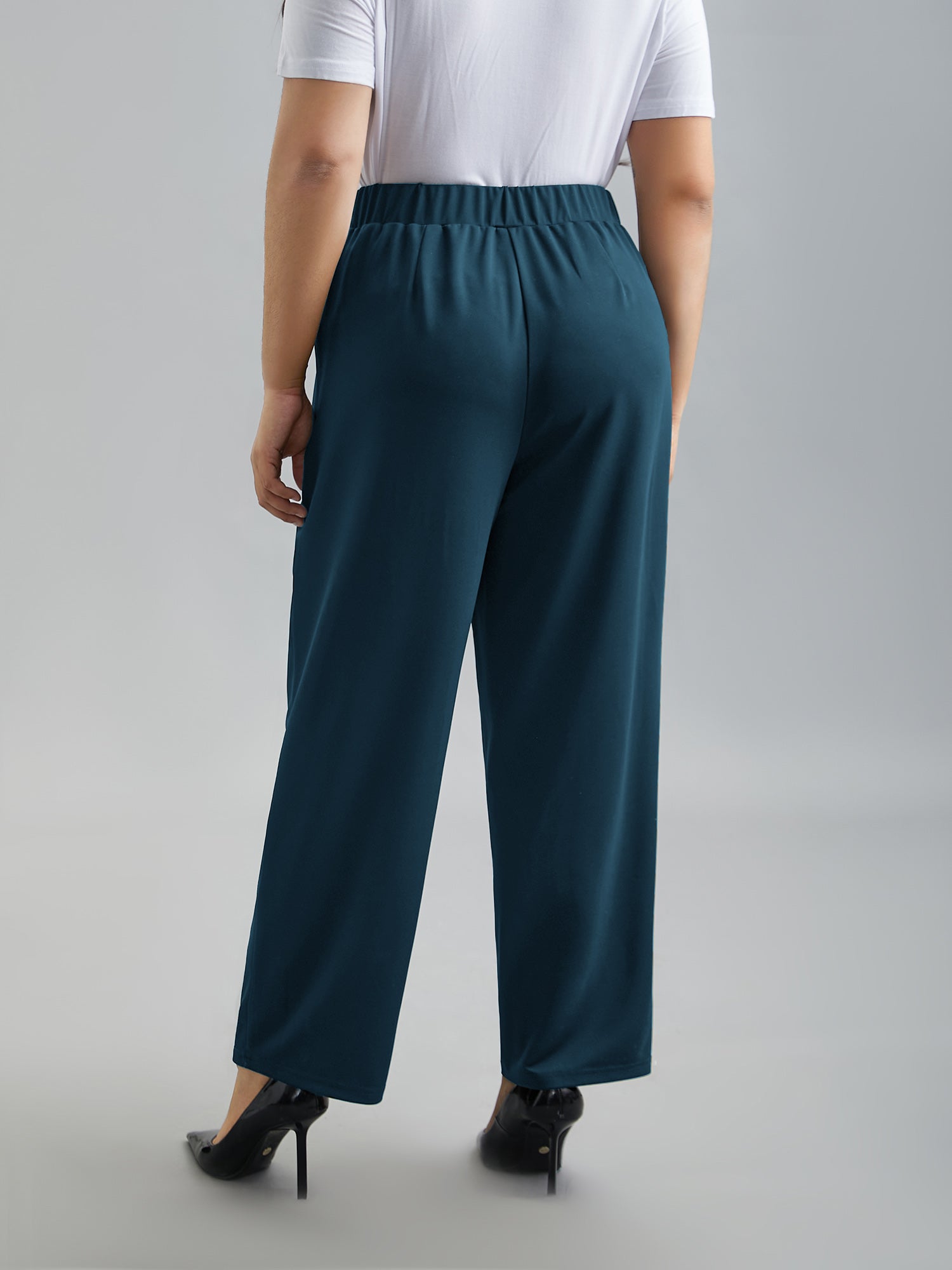 Stretchy-Waist Straight Leg Pants